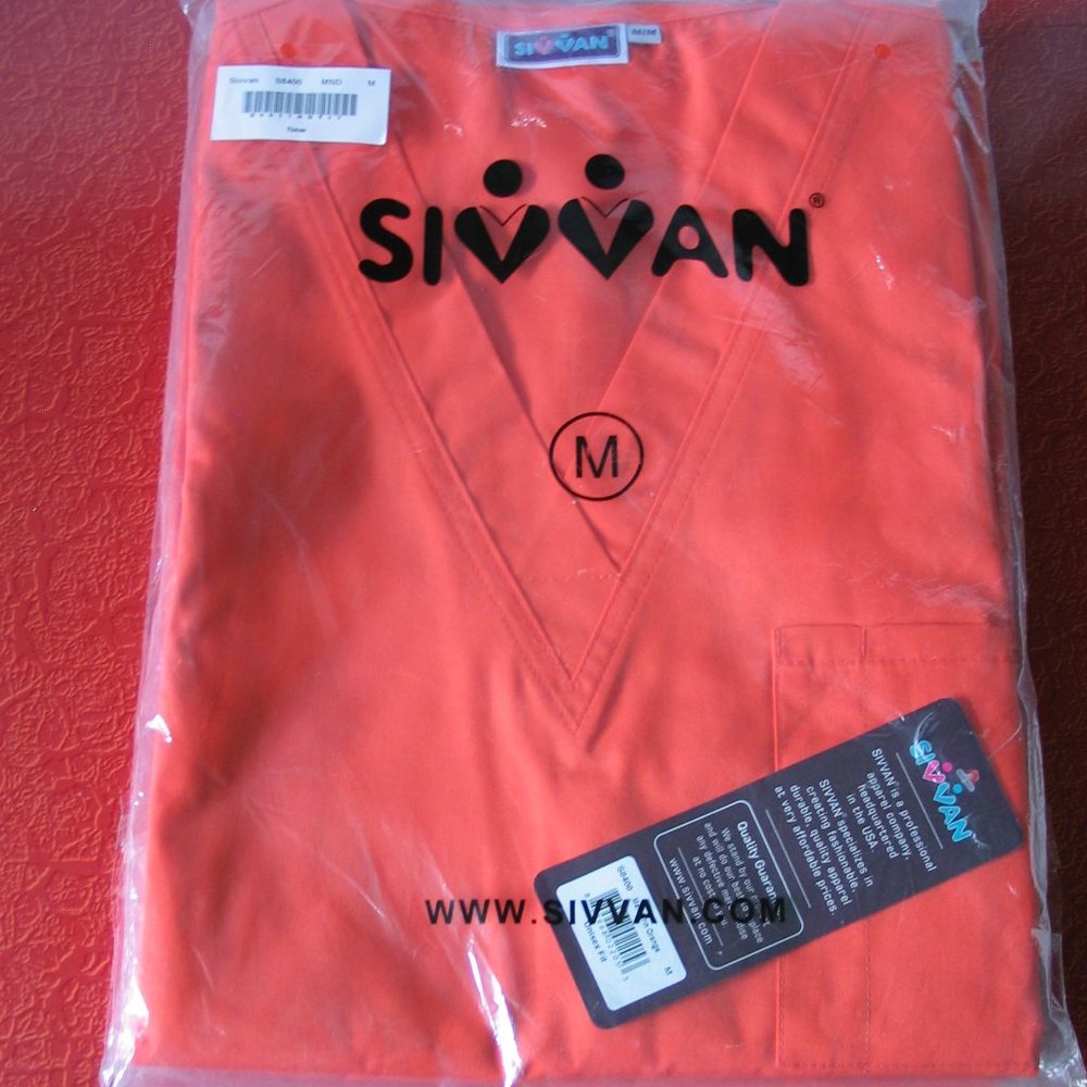 Sivvan Mandarin Orange 2pc Scrub Set NWT